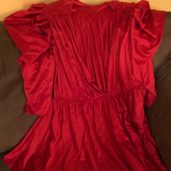 Retro Gem: Vintage 1980s Women’s Red Bodysuit - Picture 4 of 5